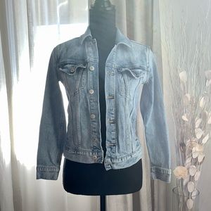 Lucky Brand denim jacket.